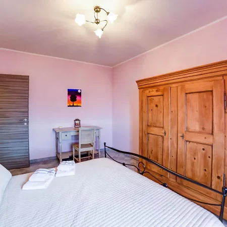 Holiday home Typical Piedmontese House In The Langhe *